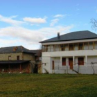 El edificio principal acogerá la sección cultural y el anexo un albergue con 30 plazas.