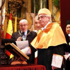 Manuel Lao en el momento de ser investido doctor honoris causa de Universidad Católica San Antonio de Murcia.