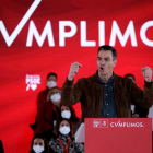 Pedro Sánchez en un acto del PSOE celebrado ayer en Gijón. PACO PAREDES