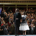 Los Reyes recibieron una cerrada ovación a su llegada a la entrega de los Premios Princesa de Asturias.