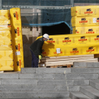 Trabajadores de la construcción con medidas de seguridad. F. Otero Perandones.