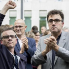 Josep Maria Jové y Lluís Salvadó, en Barcelona, a las puertas de la Ciudad de la Justicia el 22 de septiembre del 2017.