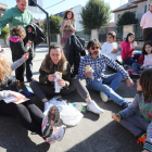 Padres y alumnos del colegio Jesús Maestro, en una protesta con bocadillo anterior. L. DE LA MATA