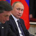 Putin (derecha), durante su encuentro con el presidente esloveno, Borut Pahor, en Moscú, el 10 de febrero.