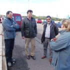 García (en medio) y Mitadiel visitaron las obras del polígono.