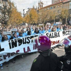Trabajadores de Fagor y Edesa protestan ante la sede del Gobierno vasco.