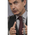 Zapatero, durante su comparecencia semestral.