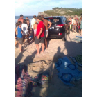 El coche de Lomana en la playa de Palombina.