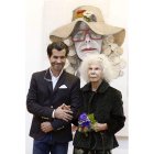 El artista Alberto Romero y Cayetana de Alba.