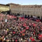 Imagen de la concentración en pleno centro de Turín, ciudad emblemática de la crisis italiana