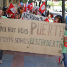 Primera manifestación de los trabajadores de Elmar, el pasado viernes ante Trabajo.