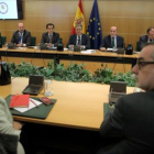 Adriana Lastra (PSOE) y Miguel Gutiérrez (Ciudadanos), ayer en la reunión con el ministro Zoido (centro).