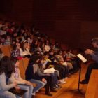 Un momento del ensayo de los niños y niñas del coro en el Auditorio Miguel Delibes.