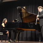 La pianista Olga Albasino Garaulet y Alberto Álvarez García, al clarinete, en un momento del concierto.