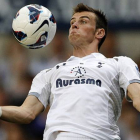 Gareth Bale controla el balón durante uno de sus últimos partidos con el Tottenham.