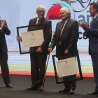 Luis Mateo Díez y Antonio Gamoneda, flanqueados por Antonio Miguel Méndez Pozo y José Luis Ulibarri.
