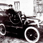 Un Renault fabricado en 1915, en una imagen tomada en 1922.