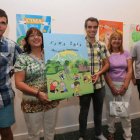 El edil de Juventud, con los componentes del jurado.