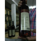Una botella de vino destinada al mercado asiático.