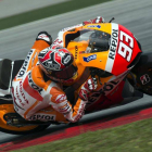 Márquez, con su Honda durante las pruebas de hoy en Malasia.