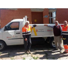 Trabajadores del Ayuntamiento, junto al concejal de Obras de Chozas de Abajo. DL