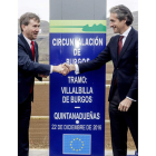 Javier Lacalle junto a Íñigo de la Serna. SANTI OTERO