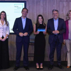 Entrega el premio DL