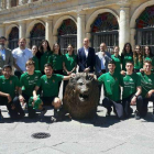 Recepción municipal al ULE Sprint León femenino y masculino. DL