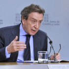 De Santiago-Juárez, ayer, en la rueda de prensa.