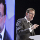 El presidente del Gobierno, Mariano Rajoy, durante el mitin celebrado en Zaragoza.