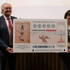 Jesús Huerta, director de Loterías, y Ana Santos, de la BNE. BNE