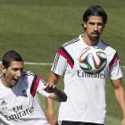 Di Maria y Khedira, durante un entrenamiento.