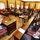 Pleno del Ayuntamiento de León en el que se decidió la apertura de una comisión de investigación a Pedro Llamas