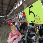 La feria reúne 36 puestos en el Museo del Ferrocarril. ANA F. BARREDO
