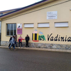 Exterior de las instalaciones del instituto IES Vadinia de Cistierna. CAMPOS