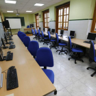 El Centro de Formación Profesional Centec se encuentra en la calle Ramón y Cajal número 8, en pleno centro de la capital.