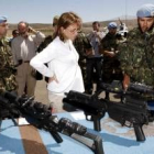 Carme Chacón viajó a Líbano antes de desplazars hacia Bosnia