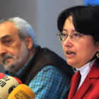 Antonio Vega y la procuradora Ángela Marqués, ayer en la sede del PSOE en Ponferrada.