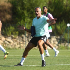 El técnico portugués José Gomes en uno de los entrenamientos de pretemporada de la Deportiva. DL