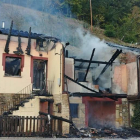 La vivienda de Gaspar ardió por completo el viernes. BOMBEROS