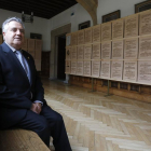 Severiano Camino, pirografista profesional y autor, entre otros trabajos, de la exposición ‘Las 7 Constituciones Españolas’