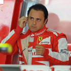 Felipe Massa, vestido con el mono de Ferrari, su exequipo.