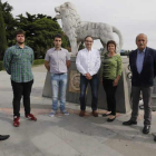 Tomás Arconada, Pedro Gómez, Javier Castañeda, Jesús Cuevas, Nélida de Andrés, Miguel Ángel García y Alberto Sánchez. RAMIRO