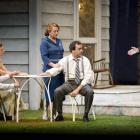 Fran Perea, Manuela Velasco, Gloria Muñoz, Jorge Bosch y Carlos Hipólito, en una escena de ‘Todos eran mis hijos’.