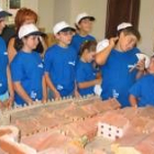 Los niños vieron las maquetas que explican la historia romana de León