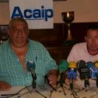 Valentín Llamas y José Antonio Cartón de Acaip denuncian la situación actual de la cárcel leonesa