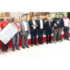 Pablo Lago, Nicanor Sen, Eduardo Gordaliza y Miguel Angel González entregaron detalles a quienes trabajan por mantener viva la historia del ferrocarril.
