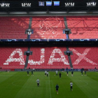 Los jugadores del Tottenham se entrenan en Ámsterdam.