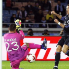 Ronaldo marca el segundo gol en la semifinal contra el América.