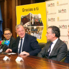El alcalde de León, Antonio Silván, y el presidente de Auvsi Spain, Ángel Alonso, presentan ‘León, ciudad Nertra’ (Nueva era del transporte).